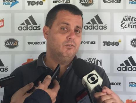 O gerente de futebol Gustavo Bueno espera anunciar um reforço ainda essa semana