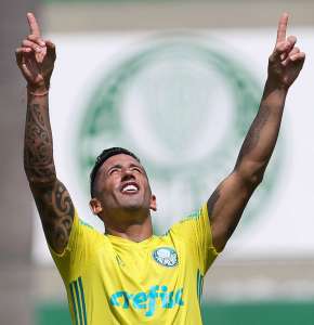 Barrios se destaca e faz dois gols em jogo-treino do Palmeiras