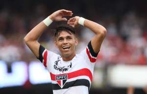 São Paulo deve retomar conversas com clubes europeus por Lyanco