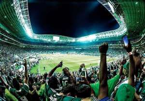 Palmeiras toma liderança do Corinthians em número de sócios-torcedores