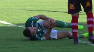 Após perder meia Moisés, técnico do Palmeiras critica violência do Linense