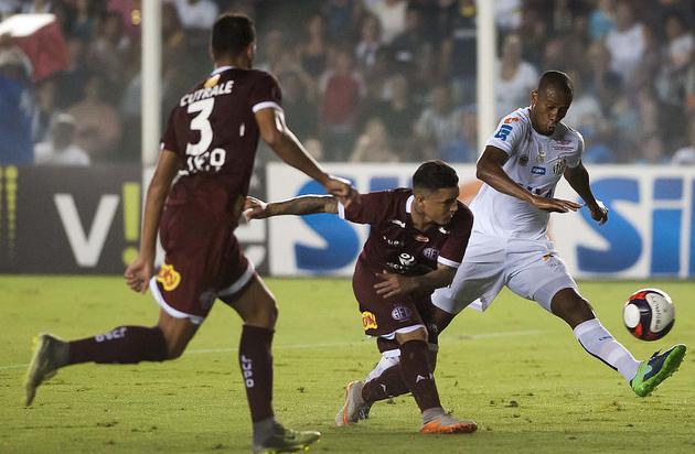 Ferroviária mostrou força na marcação e surpreendeu o Santos