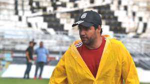 Paulistão: À espera de meia, Felipe Moreira valoriza elenco da Ponte Preta