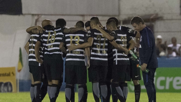 Após perder pênalti, Jadson pode ser titular no Corinthians contra o Santos 2 0002050227701 img