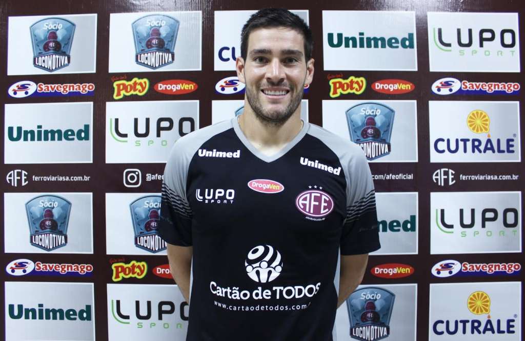 Gabriel Gasparotto é o novo reforço da Ferroviária