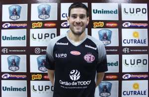 Paulistão: Goleiro do Santos vai substituir Cesar, do Flamengo, na Ferroviária