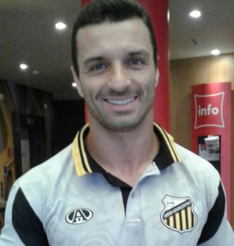 Júnior Rocha: atrás de pontos em Lins