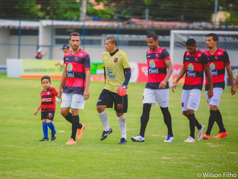PIAUIENSE: Flamengo empata com River e assume vice-liderança