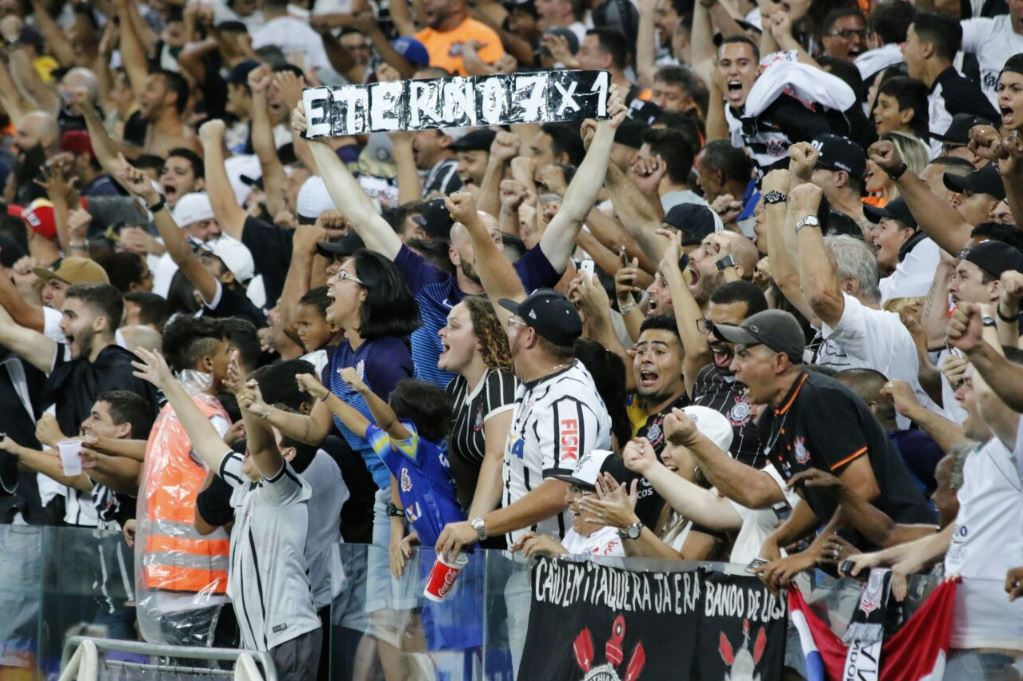 Corinthians 1 x 0 Santos - Ih, ferrou, o Jô é matador! 2 0002050228190 img