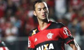 Carioca: Após perder pênalti, Réver diz que Fla sai de cabeça em pé e mira Libertadores