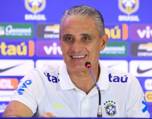 Tite ainda está 100% com a Seleção Brasileira