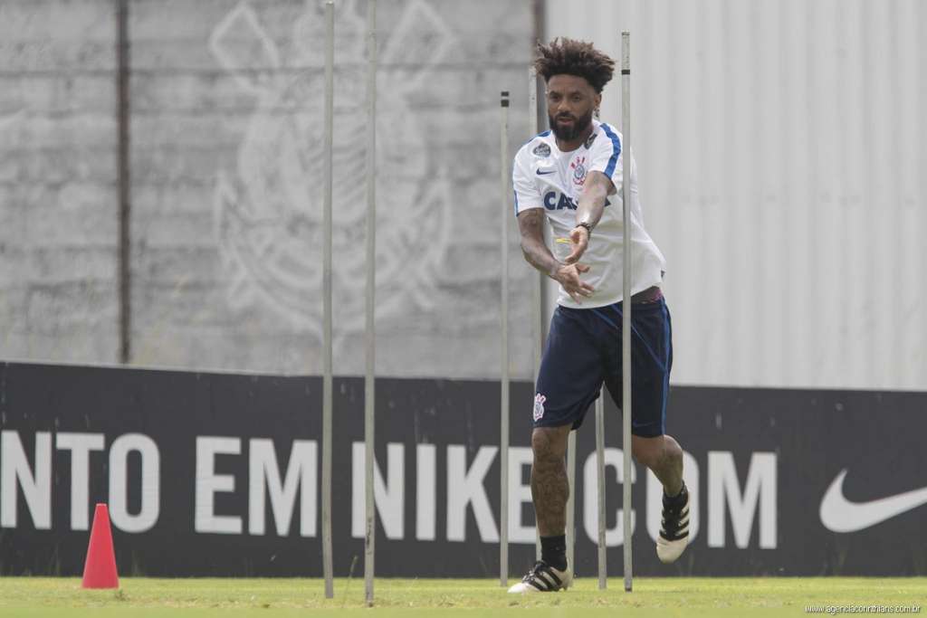 Cristian sequer foi inscrito para a disputa do Campeonato Paulista, mas recebe R$ 420 mil mensais do Corinthians - Foto: Daniel Augusto Jr/Ag. Corinthians