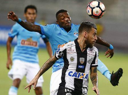 Lucas Lima fez o passe para o gol do Santos no Peru