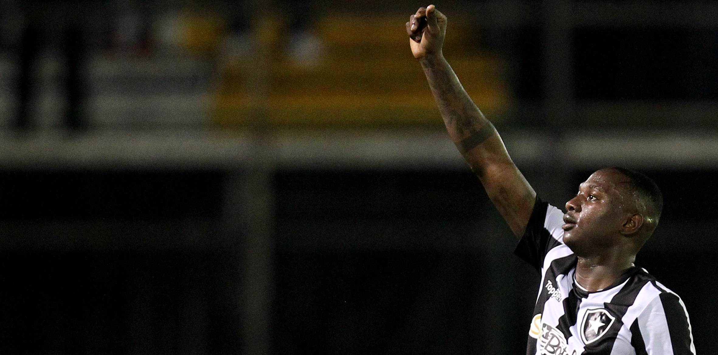Com dois gols de Sassá, reservas do Botafogo vencem fácil jogo-treino