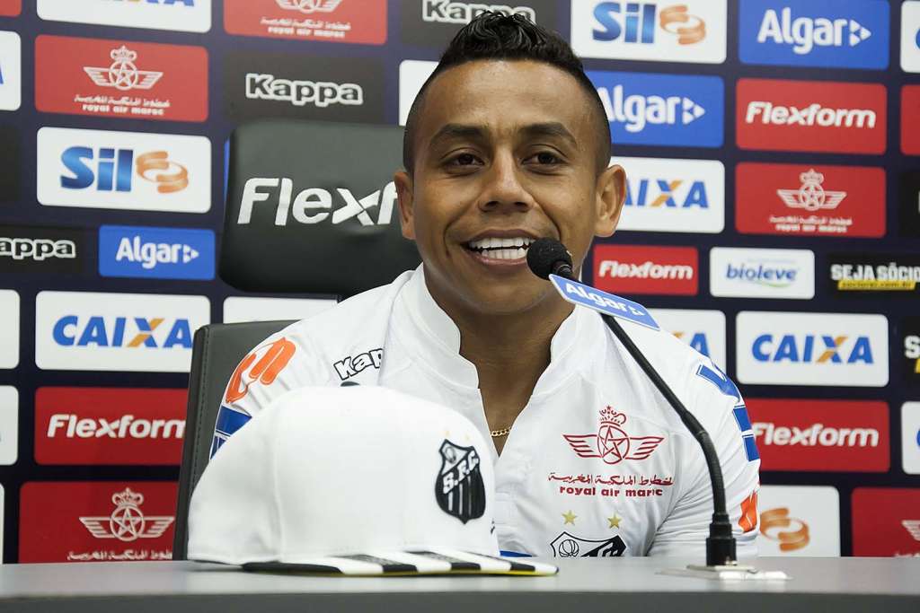 Paulistão: Santos inscreve colombiano Hernández no lugar do contundido Caju 2 0002050229481 img