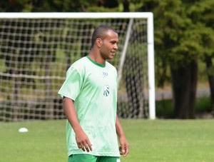 Jefferson está de volta a Caldense.