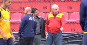 Paulistão: Dono do Audax perde a cabeça e tenta invadir vestiário da arbitragem