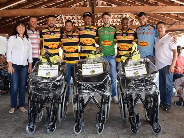 Paulistão: Jogadores do Novorizontino doam cadeiras de rodas ao Lar da Velhice 2 0002050230574 img