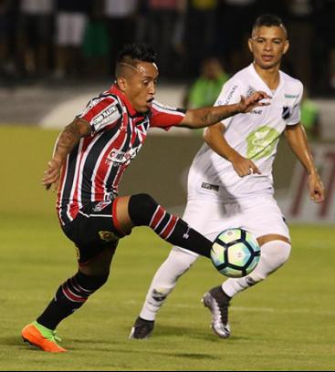 São Paulo não jogou bem, mas empatou com gol de Cuevas