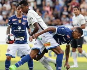 Cássio acusa juiz após derrota do Corinthians:  'Ele fica intimidando os jogadores'