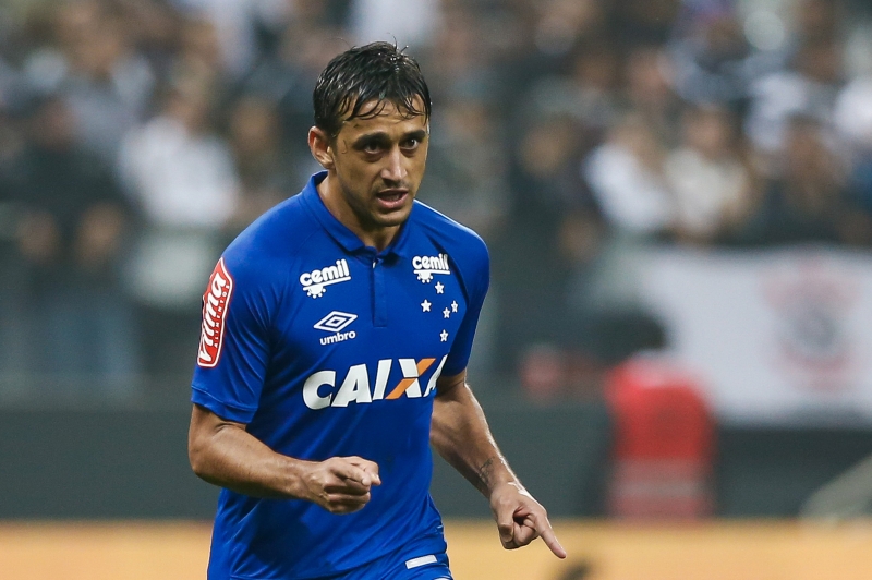 Mineiro: Cruzeiro confirma lesões e Robinho e Henrique viram desfalques por até 2 meses