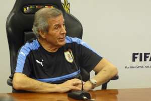 Eliminatórias: Uruguai admite preocupação com Neymar e Willian antes de jogo