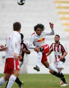 Paulistão: De volta após lesão, Willian Rocha vê crescimento do Red Bull