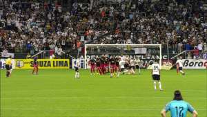 Corinthians 1 x 1 Red Bull - Timão deixa escapar vitória com um a mais...