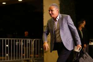 Eliminatórias: Tite define resultado como histórico, mas vê seleção ainda abaixo do ideal