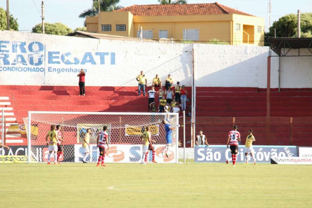 São Bernardo pode ter mudanças para decisão contra o São Paulo