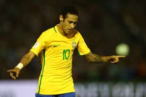 Eliminatórias: Neymar diz que aceitou voltar a ser capitão por Tite e justifica silêncio