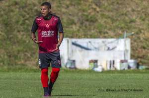 Paulistão: Thiago Carleto, lateral do Linense, pode ser preso não pagar pensão