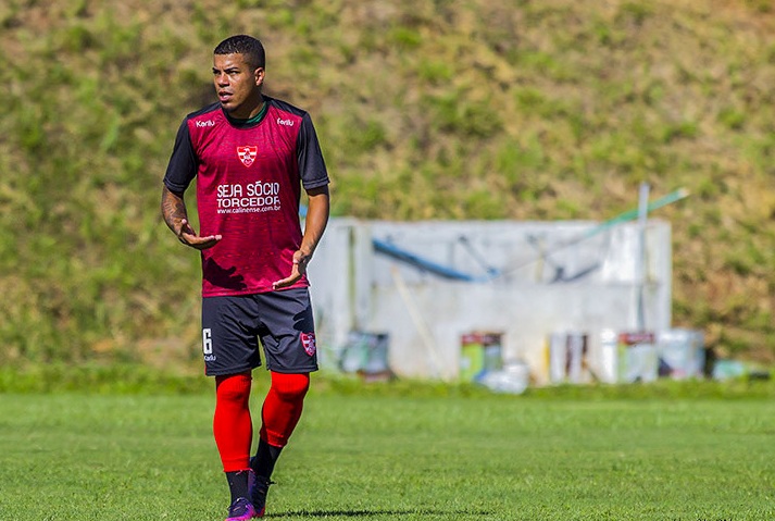 Carleto não vai enfrentar o Corinthians