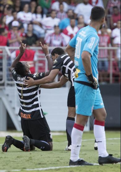 Corinthians joga em casa já como líder do seu grupo