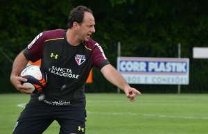 Paulistão: Com reservas, São Paulo vai em busca de liderança do grupo B