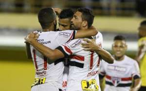 Paulistão: São Paulo quebra sequência negativa e ganha moral para fase final