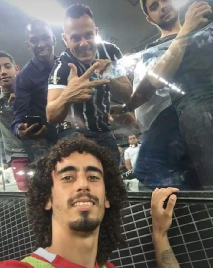 Valdivia já tirou selfie com torcida do Corinthians em Itaquera