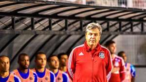 Paulistão: Kleina promete manter estilo de jogo da Ponte contra o Santos no Pacaembu