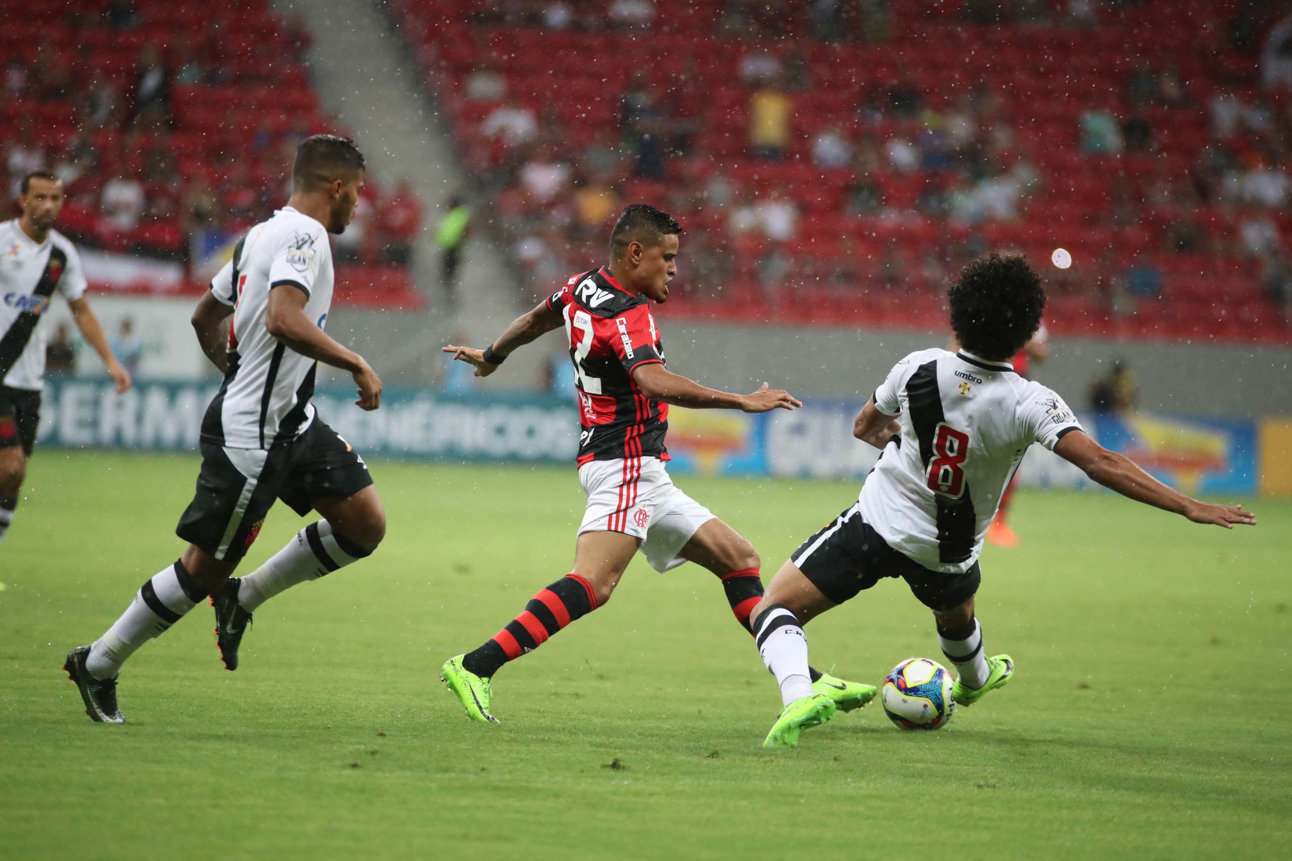 Carioca: Ferj marca Vasco x Fla para Maracanã e Botafogo x Flu no Engenhão