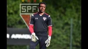 Há um mês fora dos gramados, Sidão avança em recuperação no São Paulo