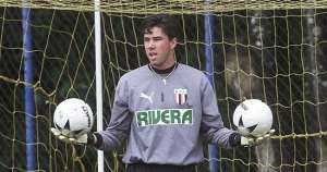 Botafoguense de origem e corintiano de coração, Doni se mostra dividido