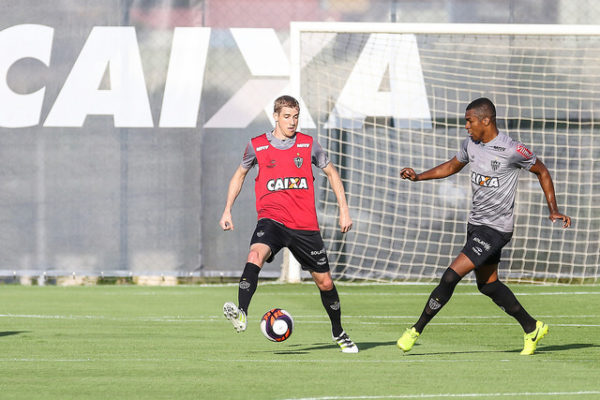 Mineiro: Com Rafael Moura fora, Roger escalará jovem da base no ataque do Atlético-MG