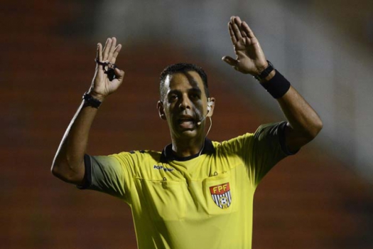 Árbitro de jogo da Ponte Preta já validou gol ilegal do Santos no Pacaembu 2 0002050235143 img