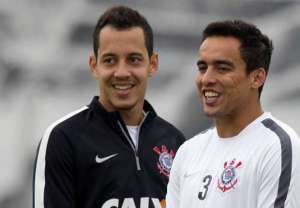 Paulistão: Jadson e Rodriguinho treinam e devem atuar pelo Corinthians neste domingo