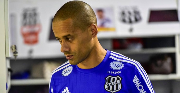 Wendell deve ocupar a vaga de Fernando Bob, suspenso (Foto: Fábio Leoni/Ponte Press)