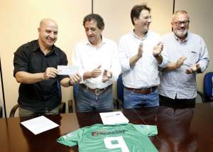 Segundona: Prefeito intercede e Francana ganha contrato de patrocínio com Construtora