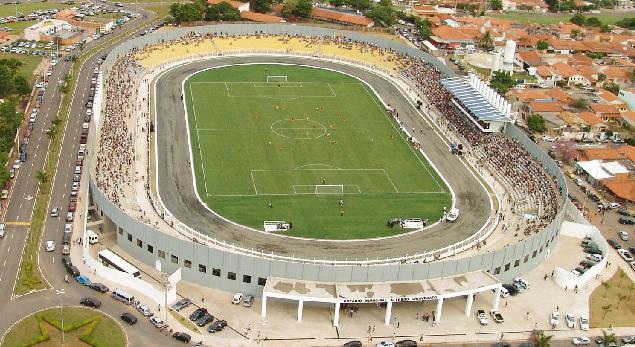 Estádio de Jaguariúna foi reaberto após quatro anos. Ele comporta até dez mil torcedores