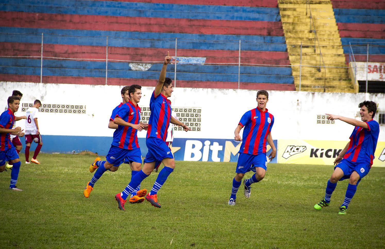 Marcílio Dias aplica duas goleadas nas categorias sub 15 e sub 17