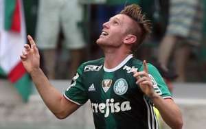 Autor de gol decisivo do Palmeiras, Fabiano projeta jogo duro contra Ponte Preta