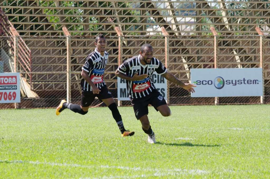 Rio Branco precisa apenas de um empate para classificar (Foto: Sanderson Barbarini)